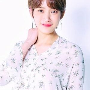 تصویر هنرمند Hong Seo-young