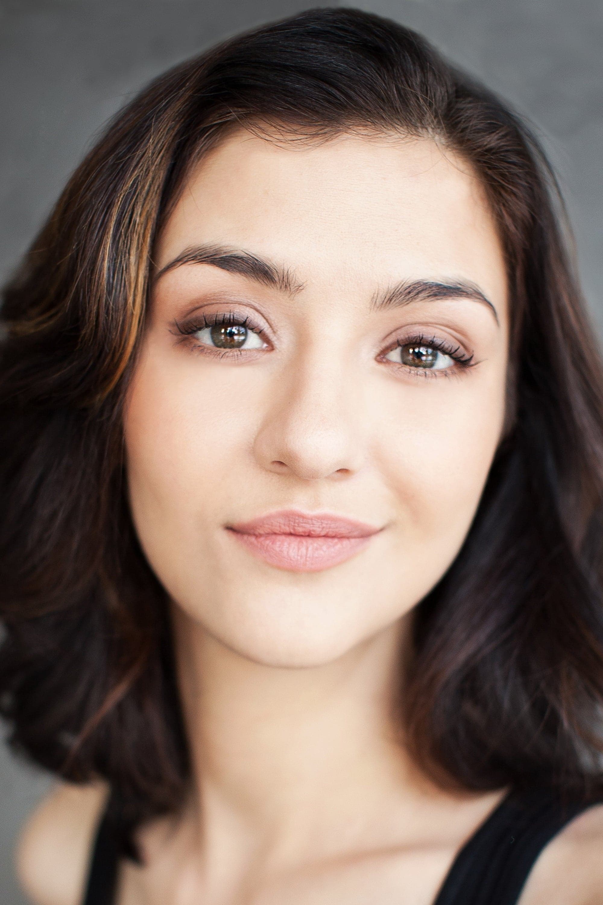 تصویر هنرمند Katie Findlay