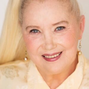 تصویر هنرمند Sally Kirkland