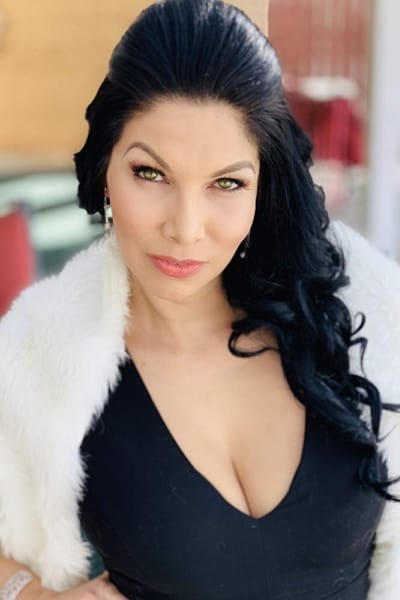 تصویر هنرمند Crystal Santos
