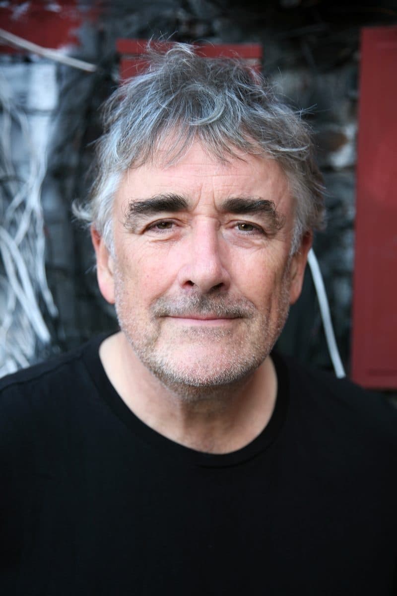 تصویر هنرمند Fred Frith
