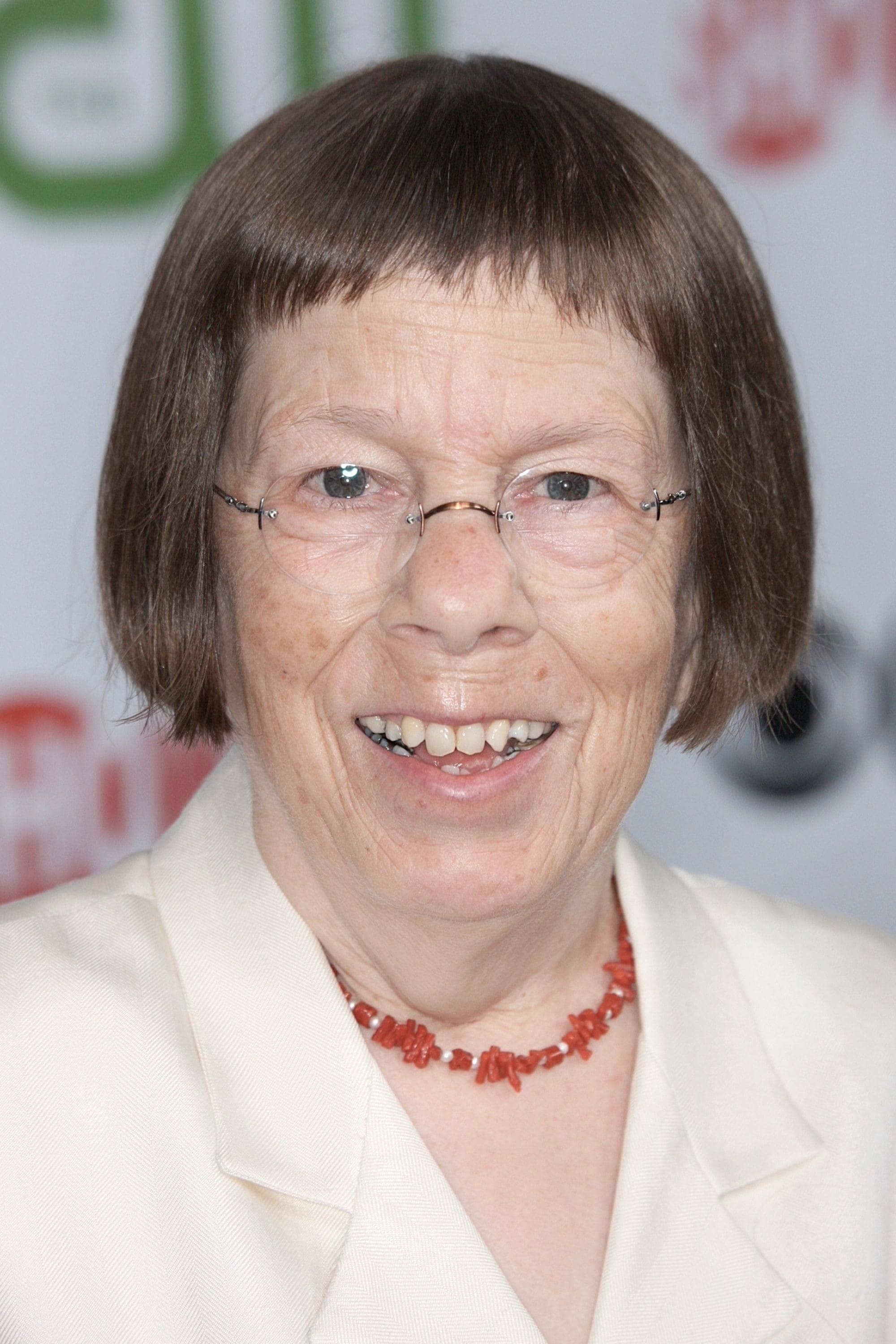 تصویر هنرمند Linda Hunt