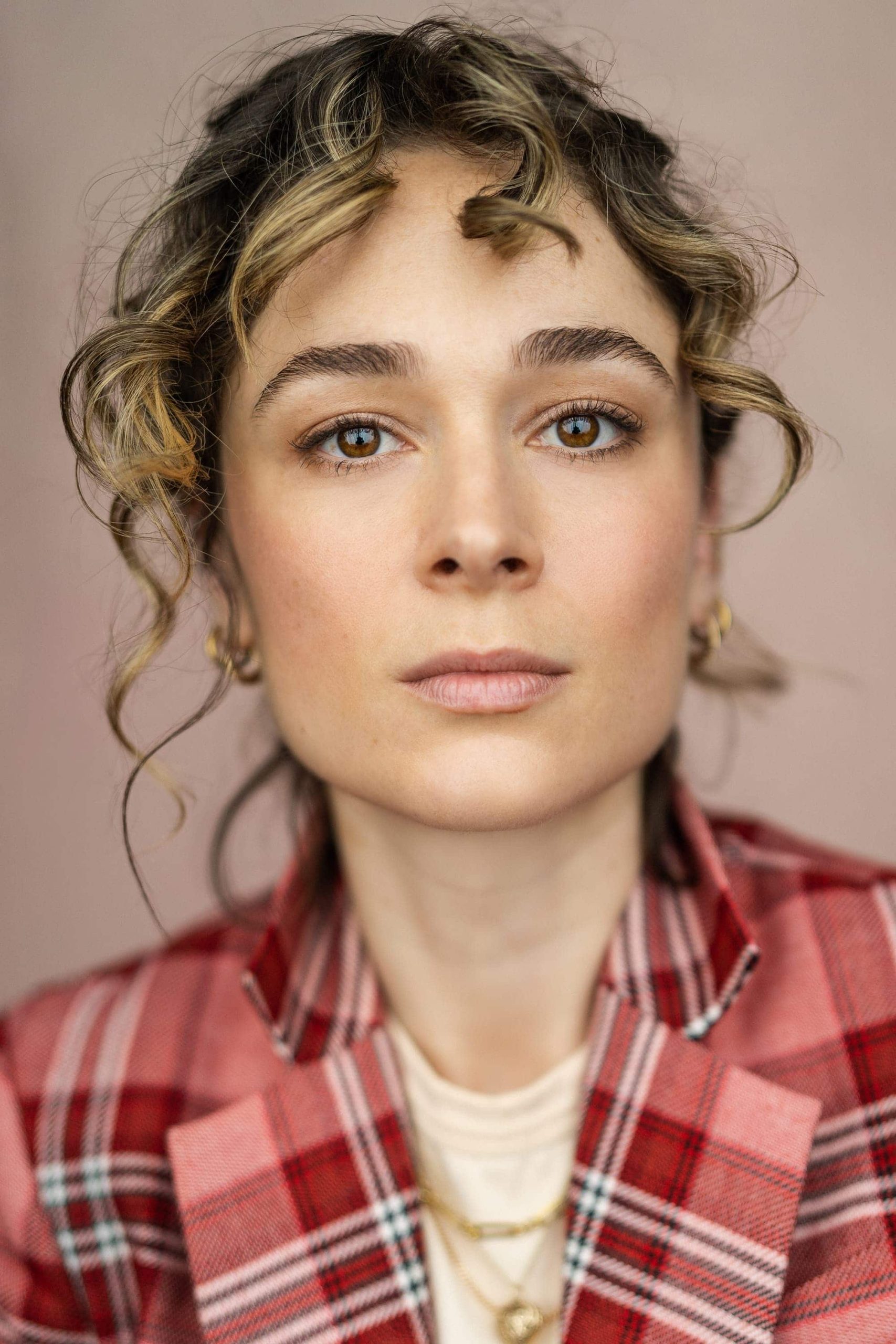 تصویر هنرمند Phoebe Sparrow