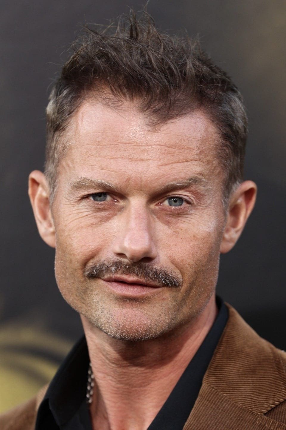تصویر هنرمند James Badge Dale