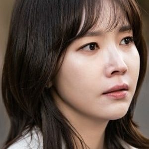 تصویر هنرمند Yoon Joo-hee