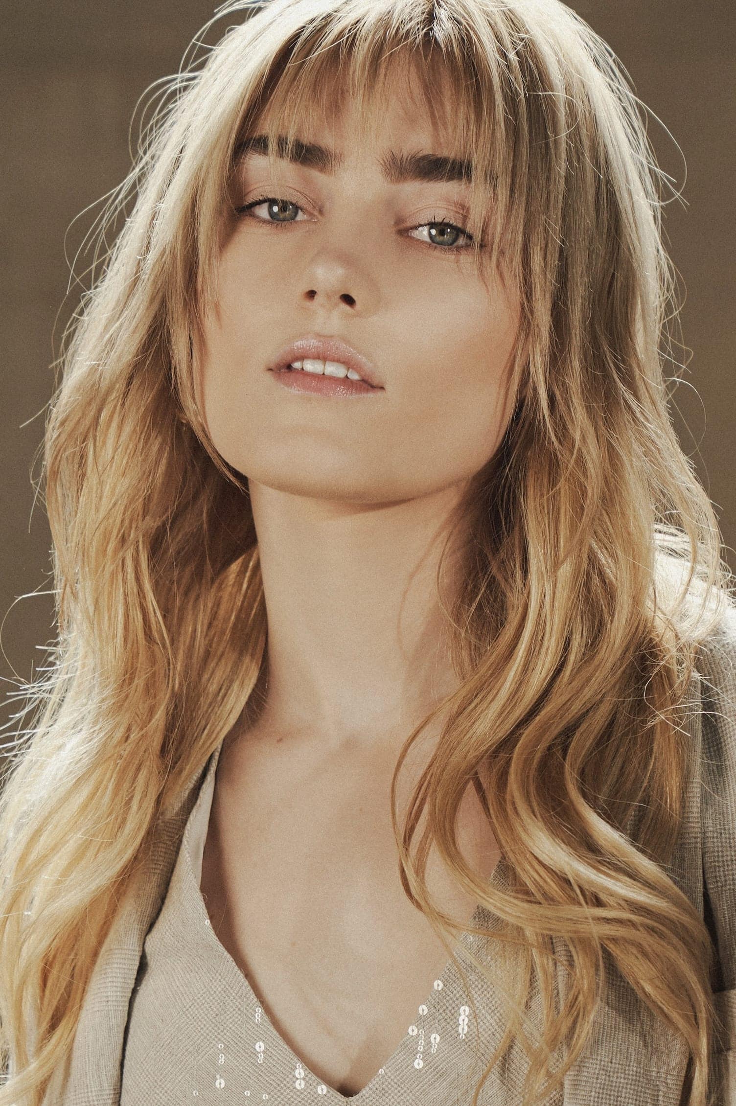 تصویر هنرمند Meg Donnelly