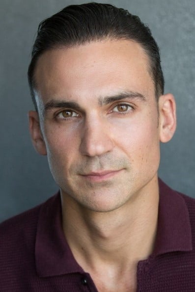 تصویر هنرمند Henry Lloyd-Hughes