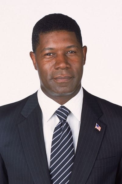 تصویر هنرمند Dennis Haysbert