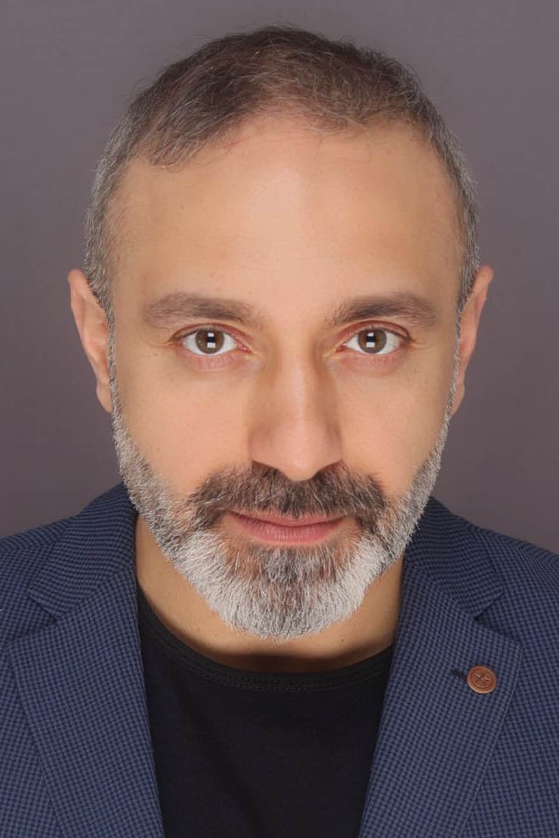 تصویر هنرمند İrfan Kangı