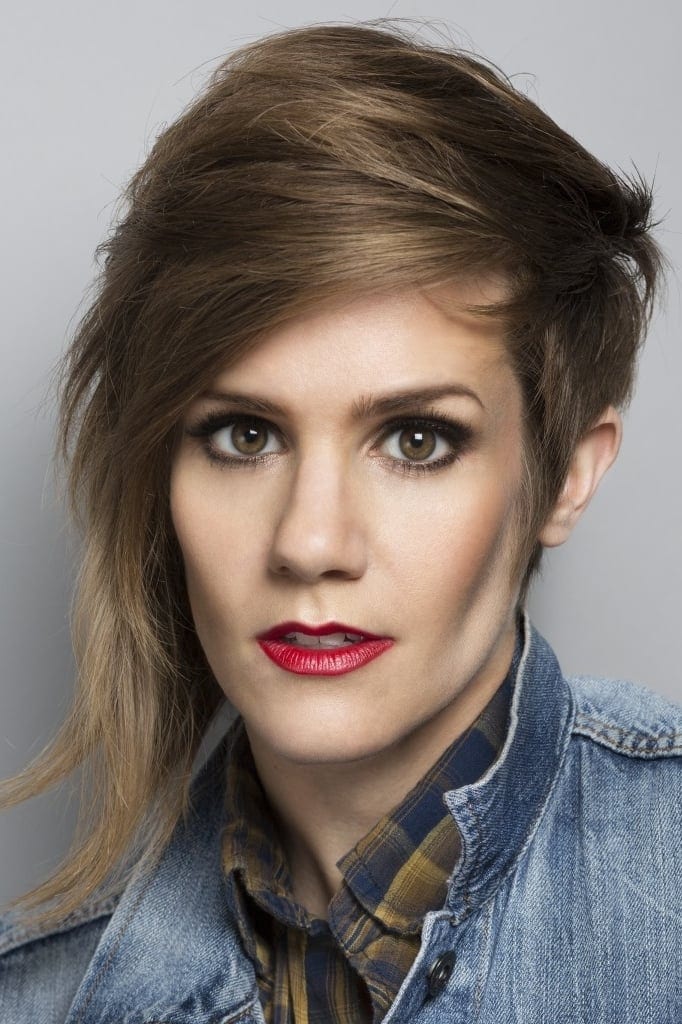 تصویر هنرمند Cameron Esposito