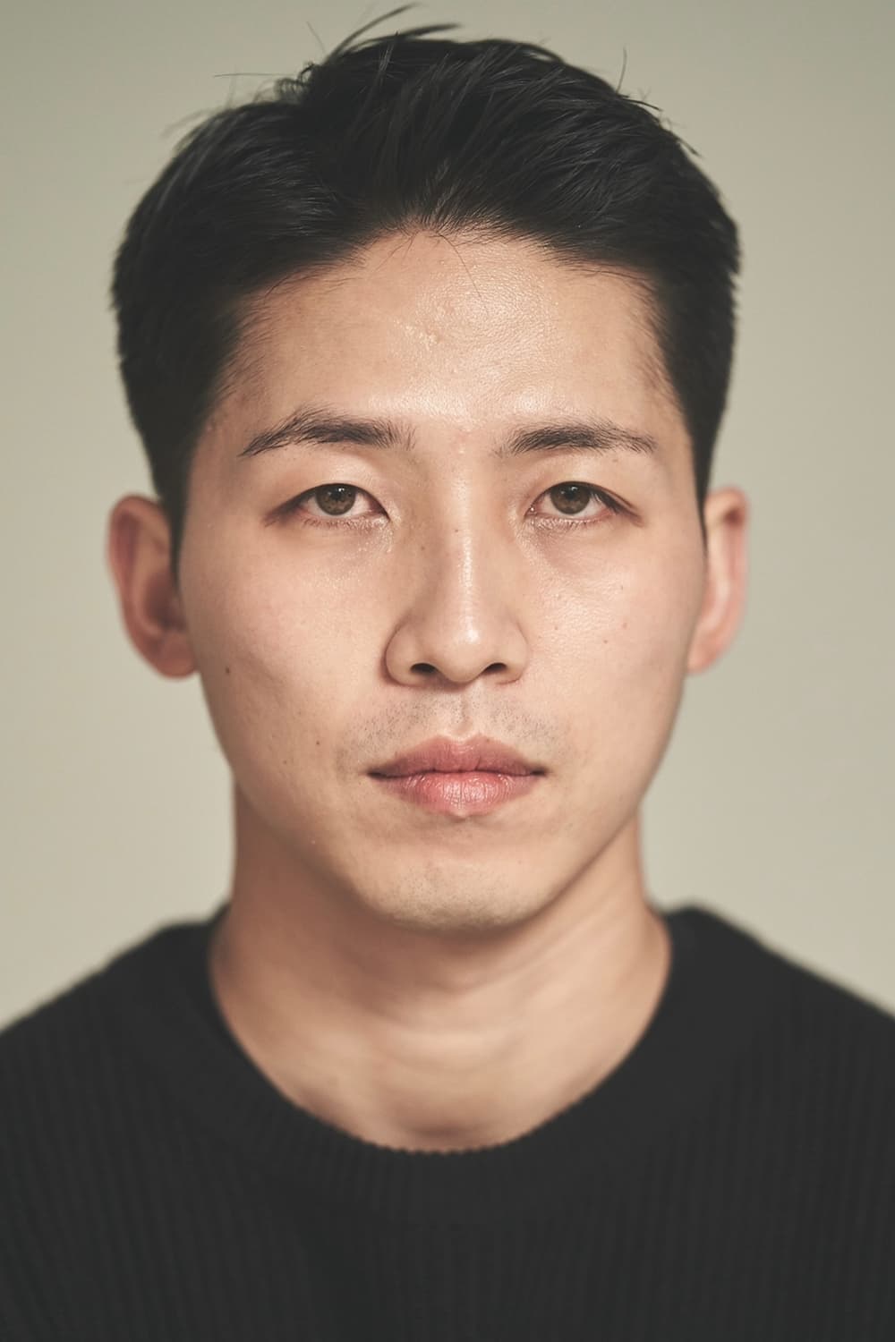 تصویر هنرمند Kim Young-taek