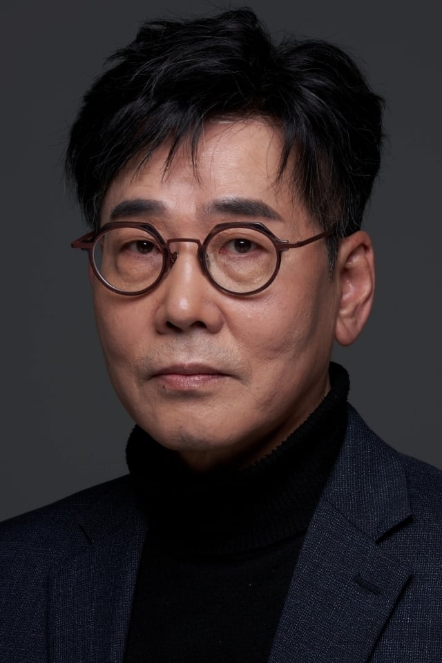 تصویر هنرمند Lee Yoon-hee