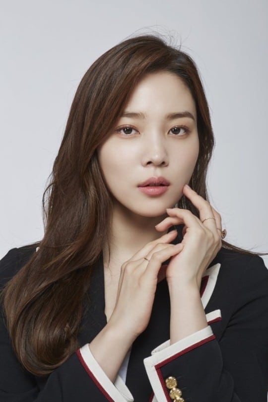 تصویر هنرمند Yoon So-hee