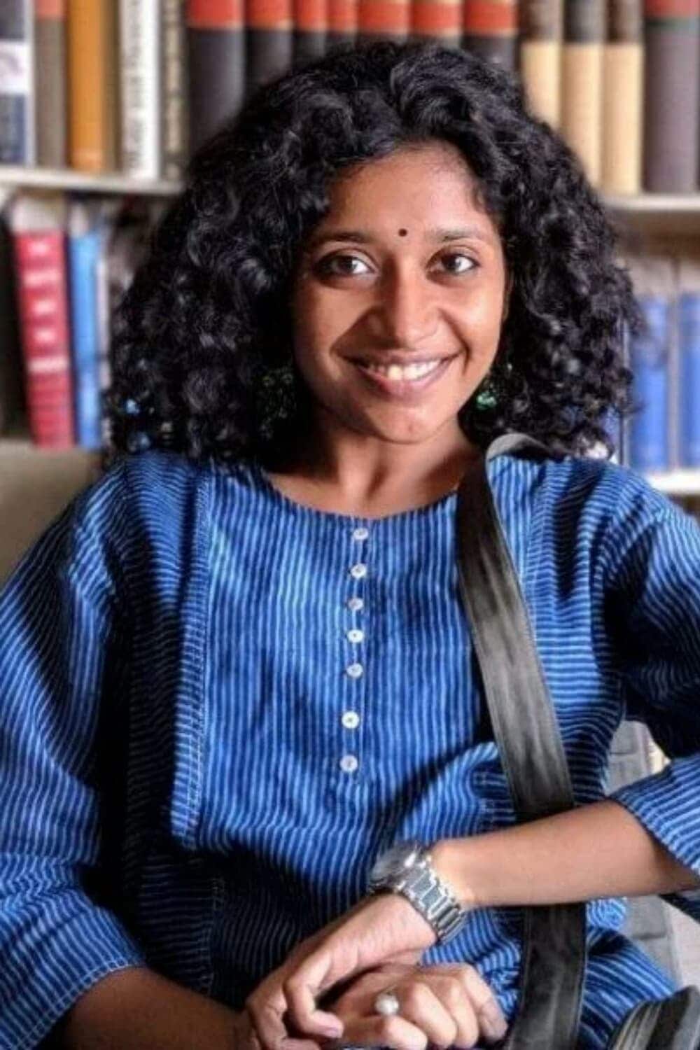 تصویر هنرمند Indira Tiwari