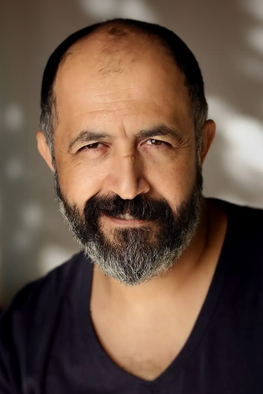 تصویر هنرمند Mehmet Özgür
