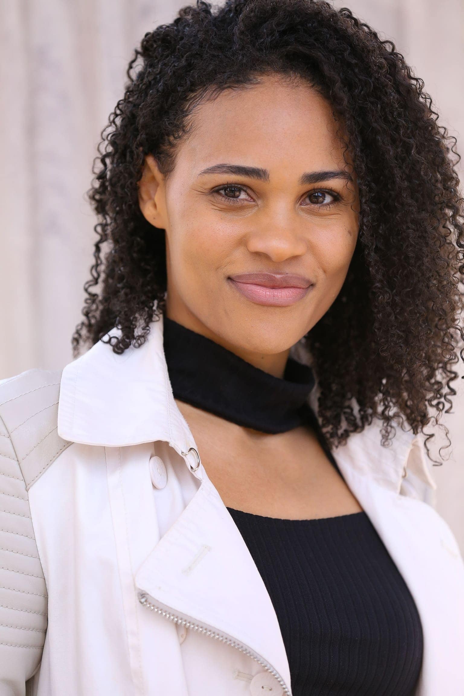 تصویر هنرمند Arianna Scott