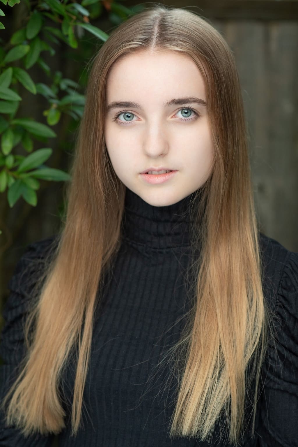 تصویر هنرمند Tegan Grace Muggeridge
