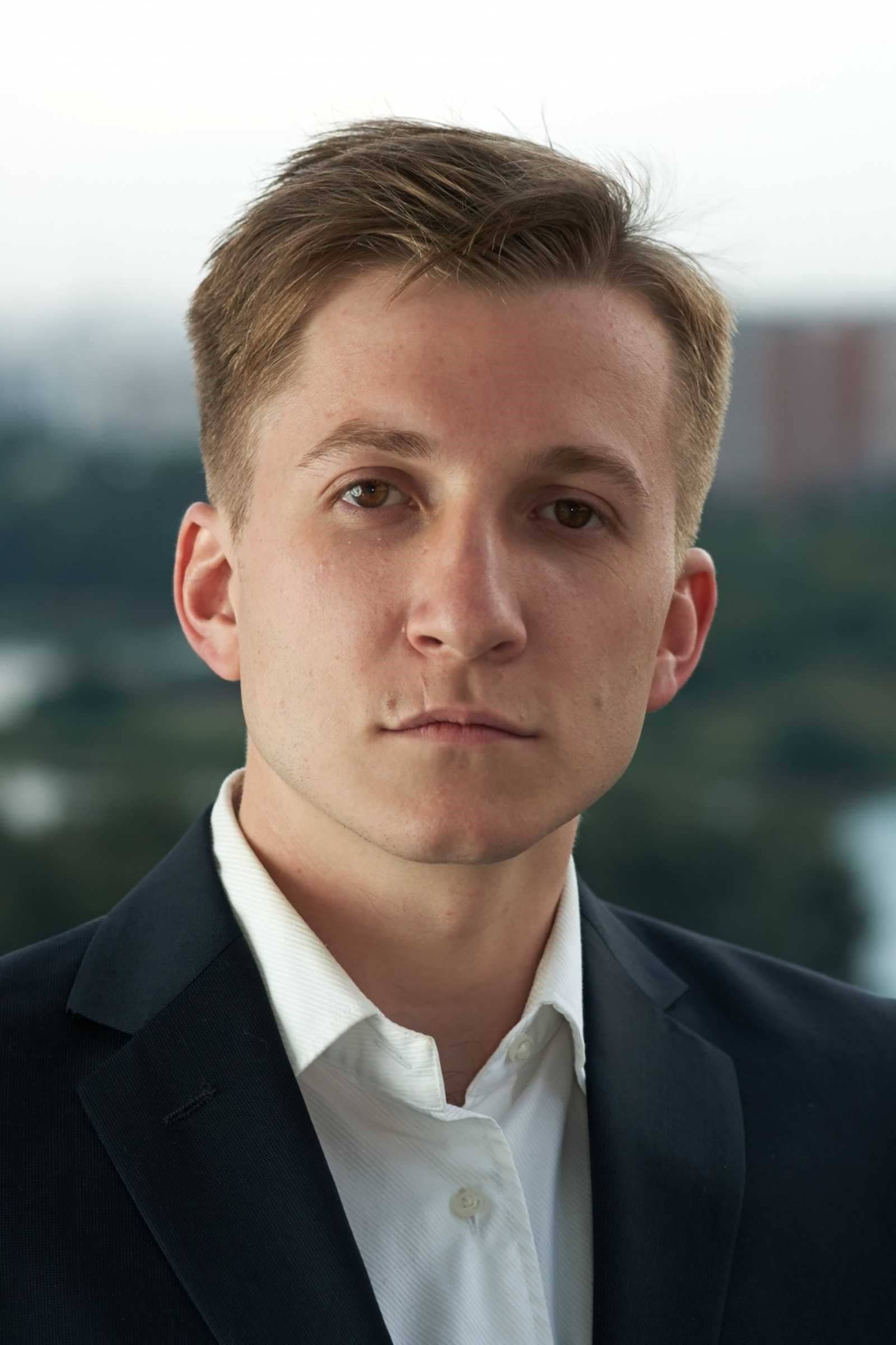 تصویر هنرمند Dmitriy Sharakois