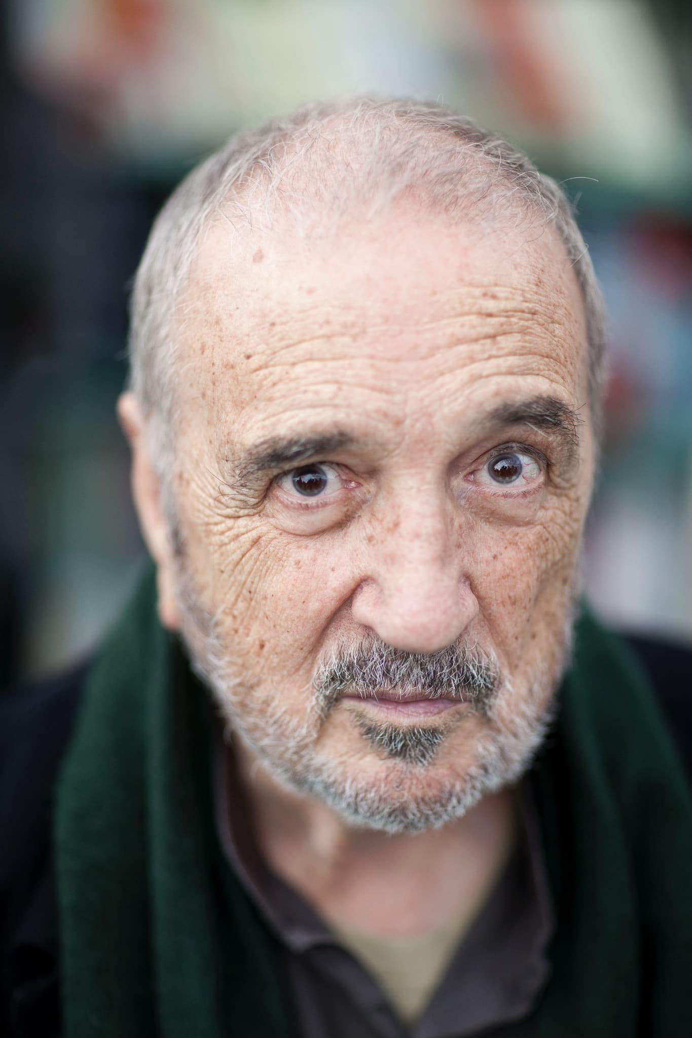 تصویر هنرمند Jean-Claude Carrière