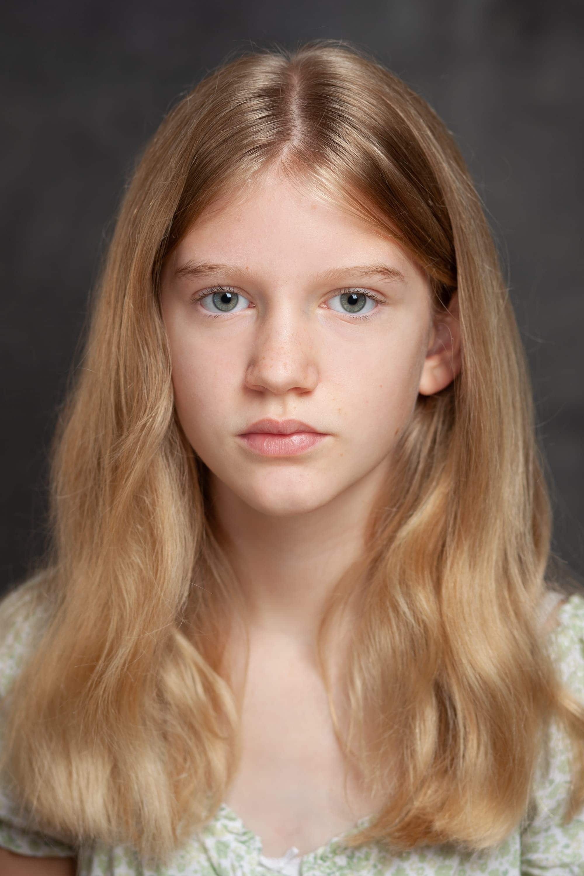 تصویر هنرمند Olivia Booth-Ford