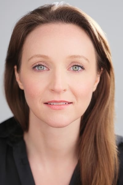 تصویر هنرمند Elizabeth Piper S.