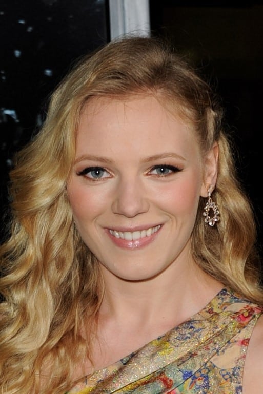 تصویر هنرمند Emma Bell