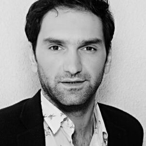 تصویر هنرمند Levan Khurtsia