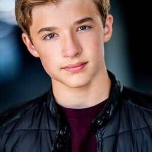 تصویر هنرمند Avery Esteves