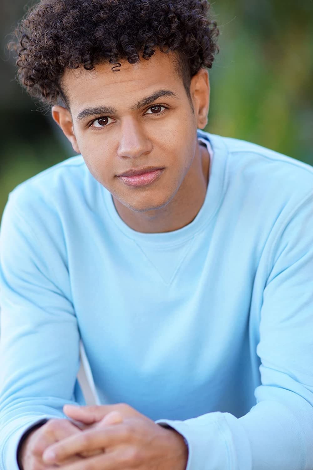 تصویر هنرمند Tyler Lofton