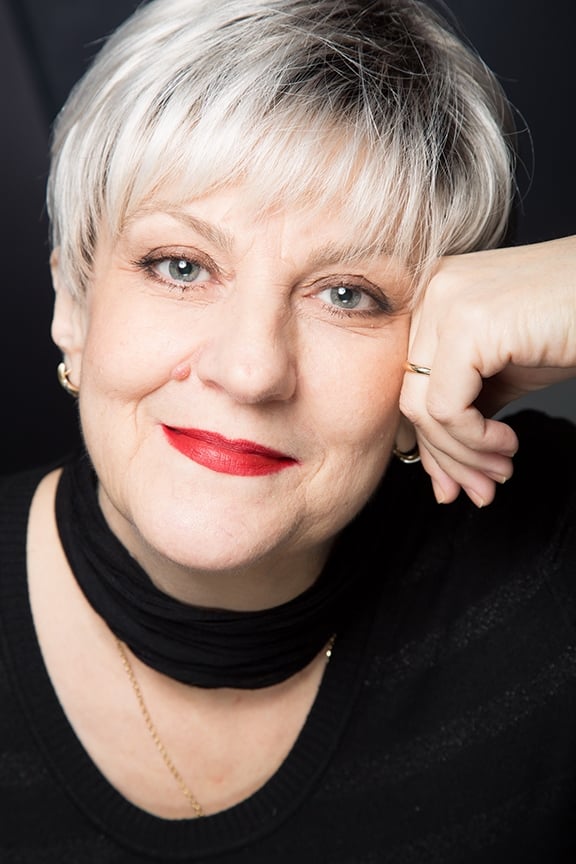 تصویر هنرمند Oana Ștefănescu
