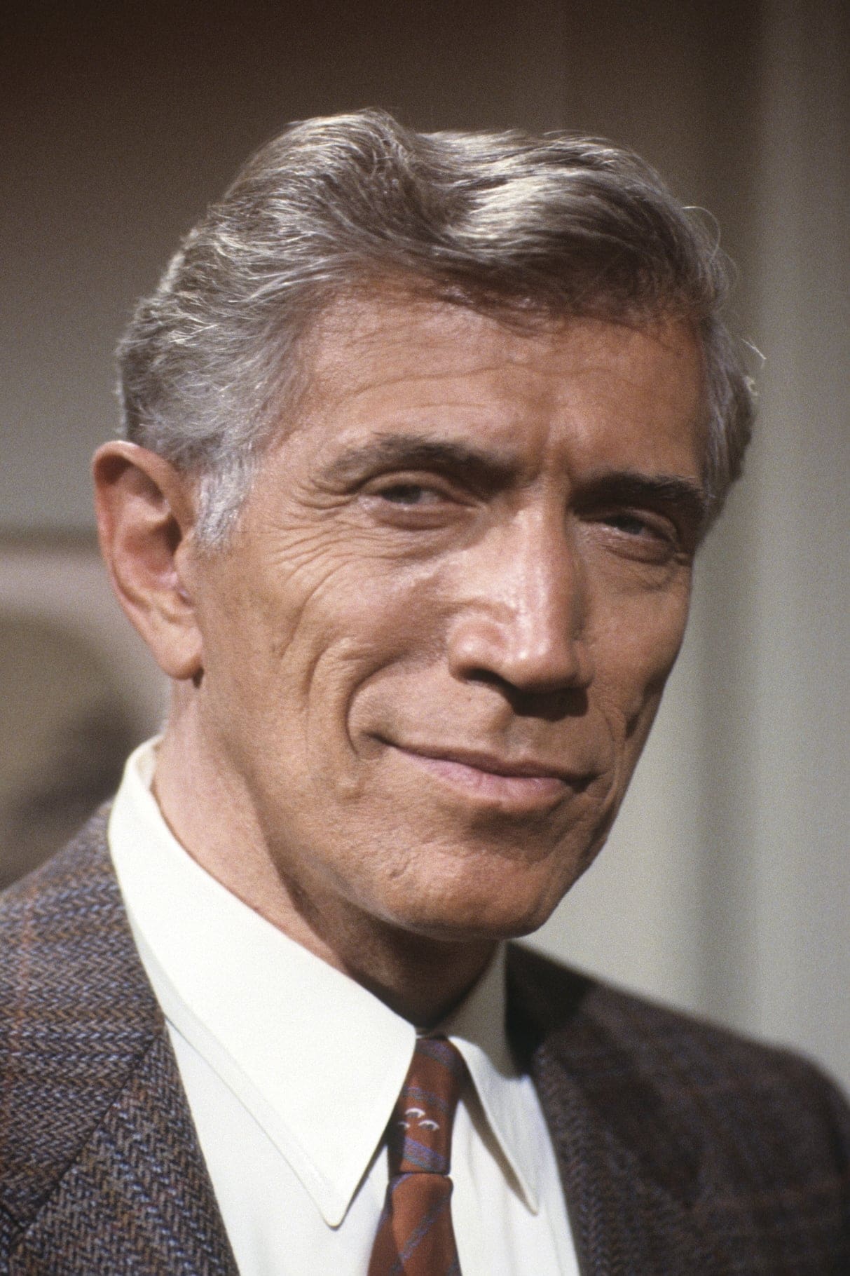تصویر هنرمند Joseph Campanella