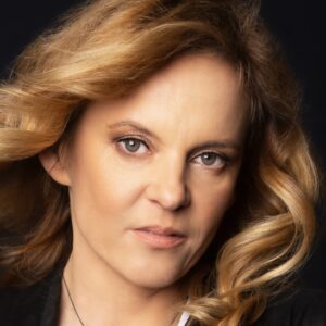 تصویر هنرمند Ewa Piaskowska