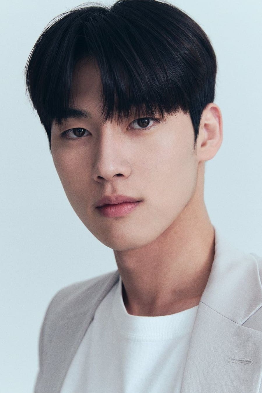 تصویر هنرمند Hong Min-gi