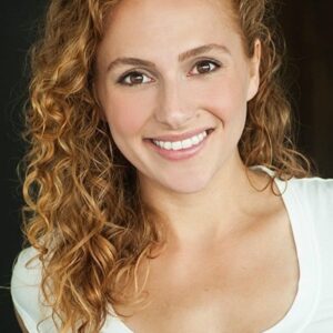 تصویر هنرمند Kayla Deorksen