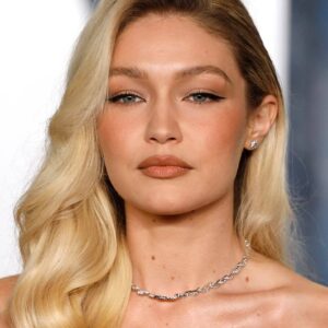 تصویر هنرمند Gigi Hadid