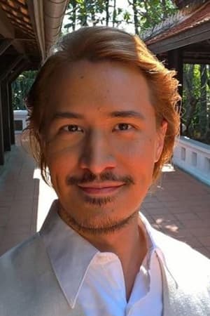 تصویر هنرمند Thaweesak Alexander Thananan