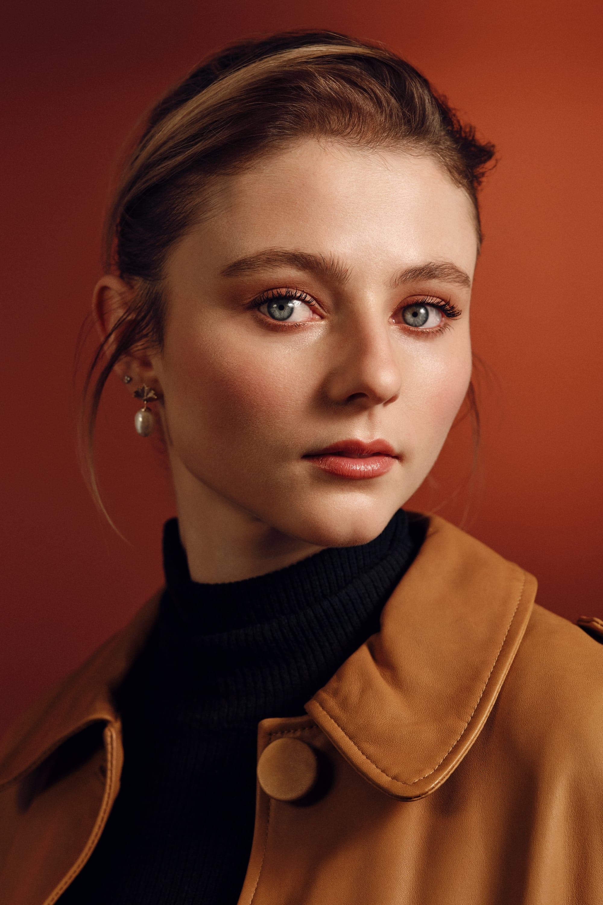 thomasin mckenzie of8zI5FA5cNBbZK8KdgTSw0znXK
