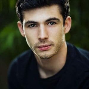 تصویر هنرمند Andrew Hollingworth