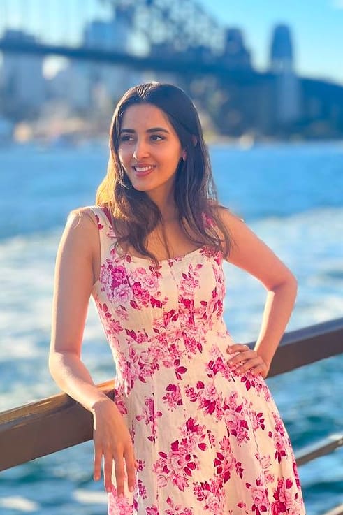 تصویر هنرمند Simrat Kaur
