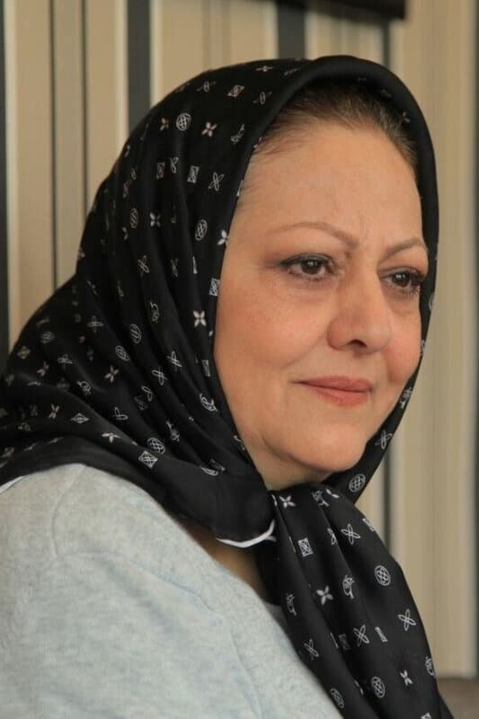 تصویر هنرمند shirin agharezakashi