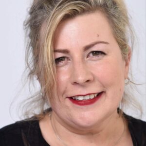 تصویر هنرمند Suzie Davies