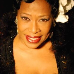 تصویر هنرمند Charlotte Crossley