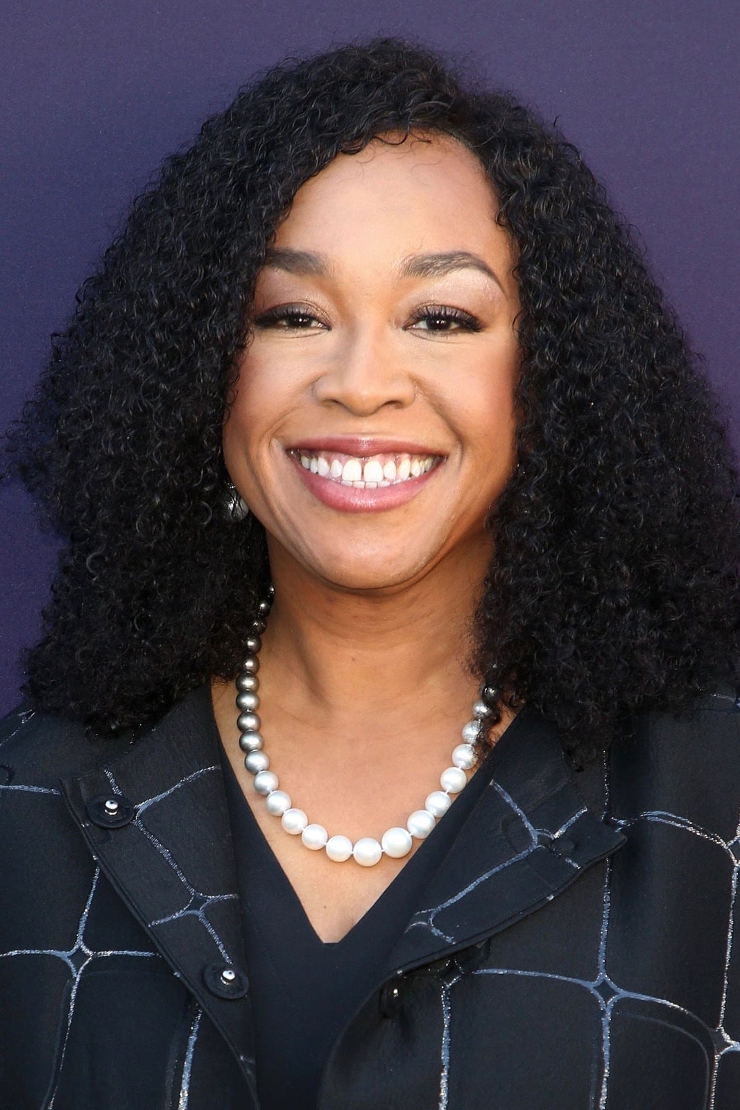 تصویر هنرمند Shonda Rhimes