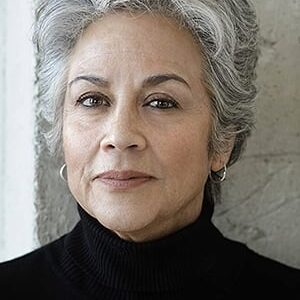 تصویر هنرمند Terri Hoyos