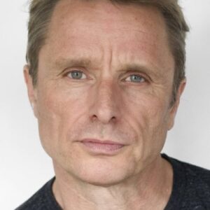 تصویر هنرمند Dikran Tulaine