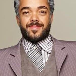 تصویر هنرمند Fernando Vigui