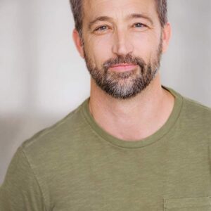 تصویر هنرمند Sitara Falcon