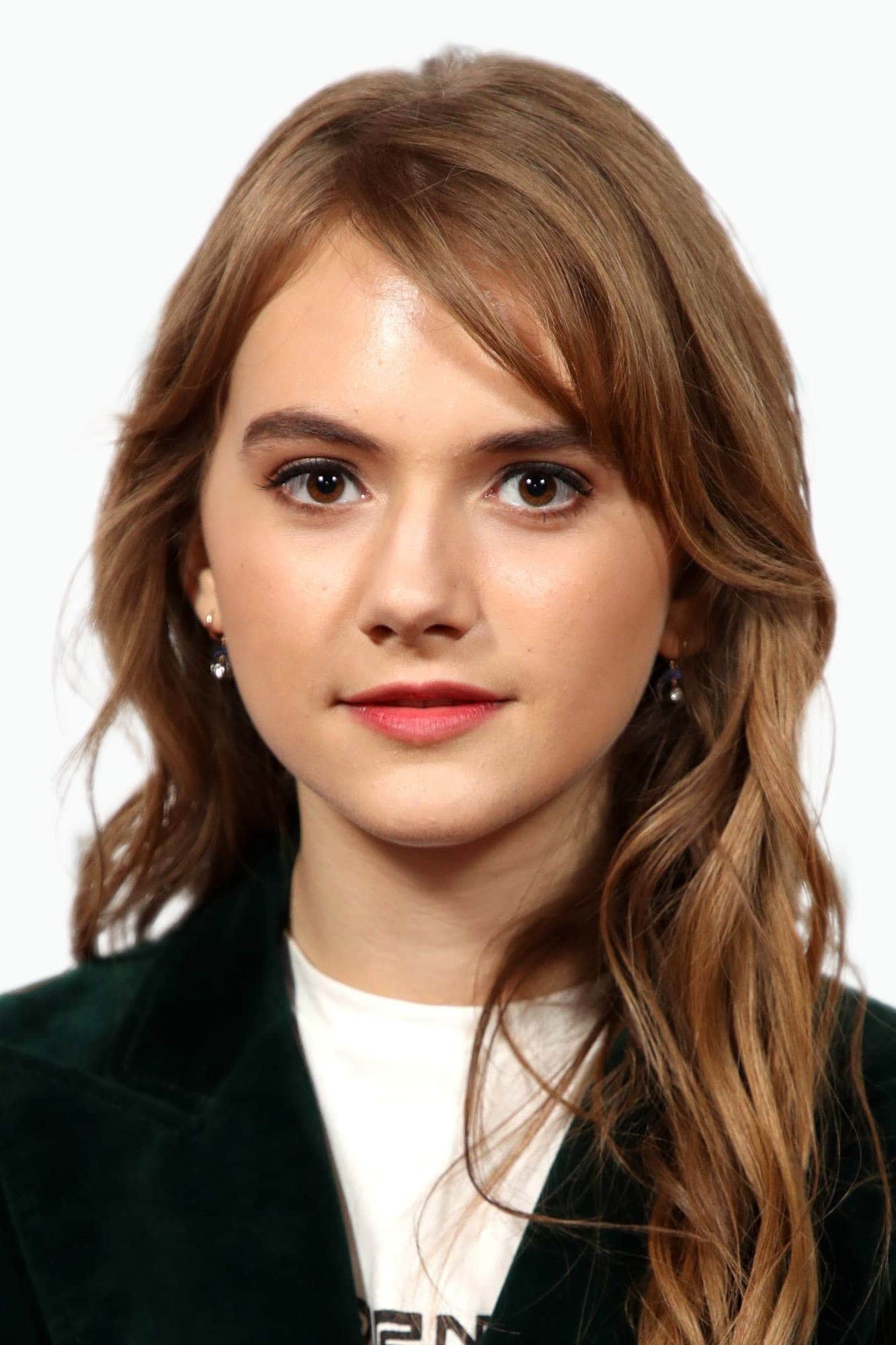 emilia jones piE17wX2Y9esqXCFlPDUHWjP9gX