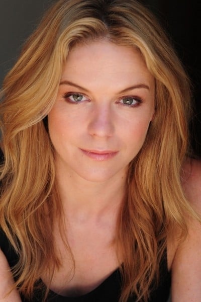 تصویر هنرمند Olivia Llewellyn