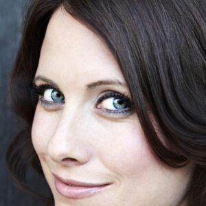 تصویر هنرمند Pip Dwyer